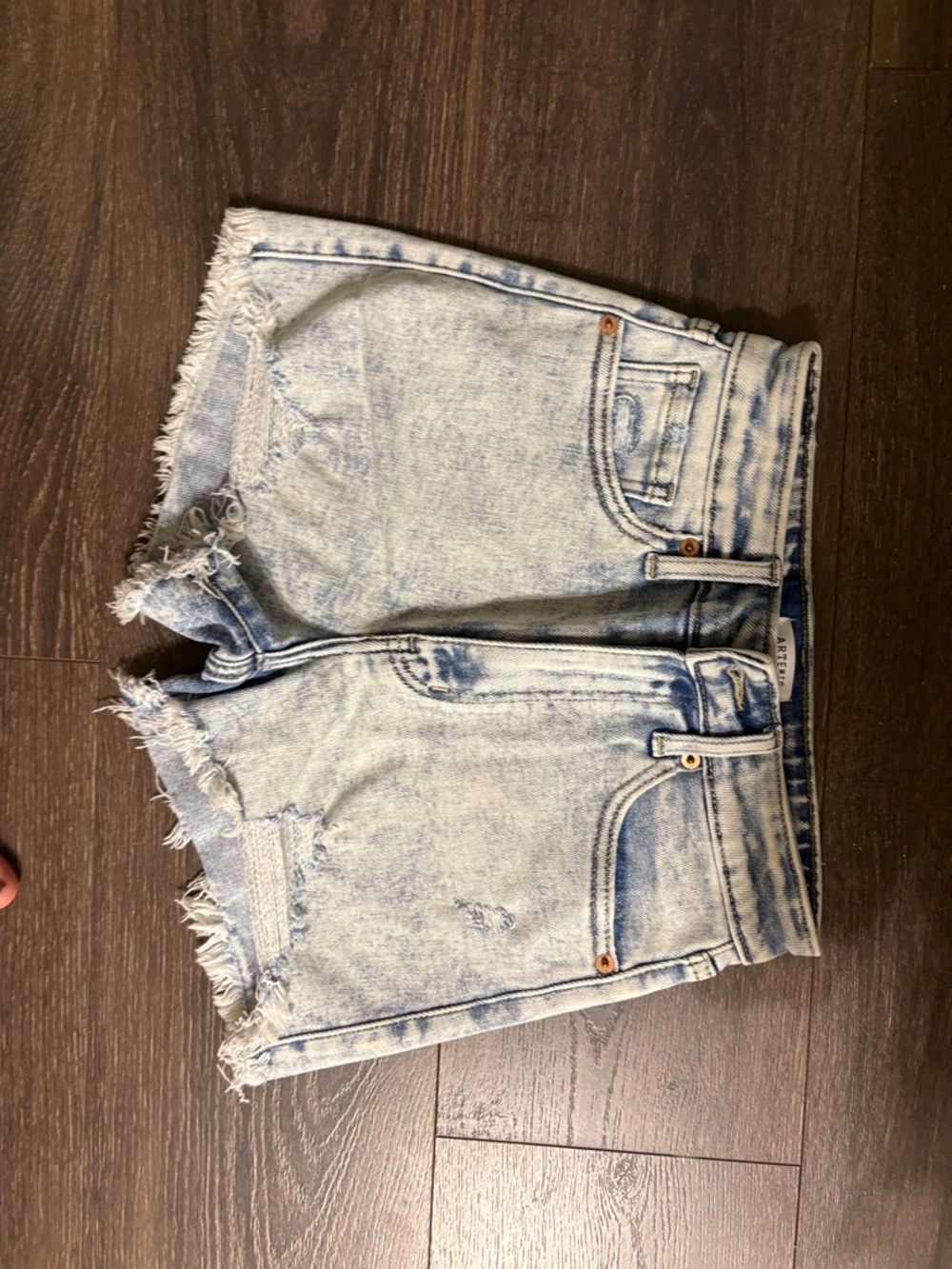 Artemis Design Co. Light Blue Acid Wash Frayed Hem Denim Shorts